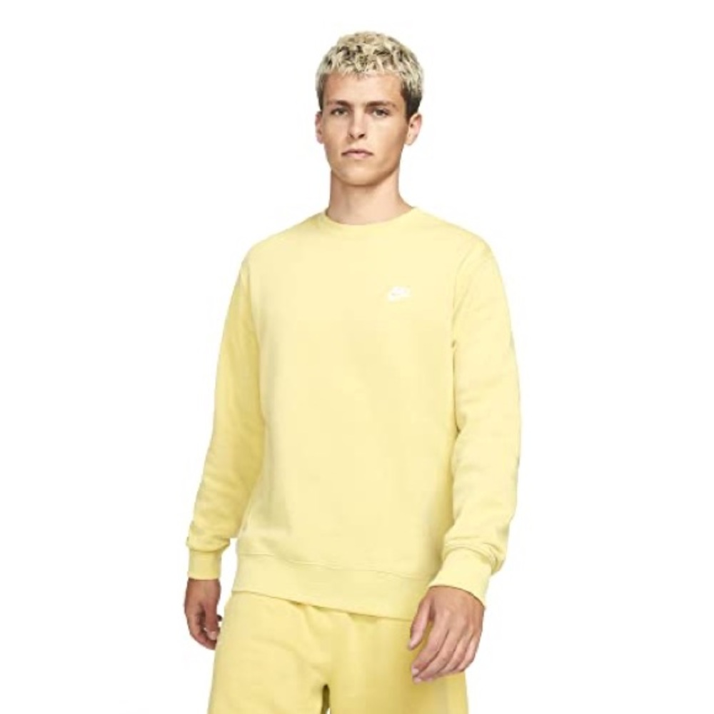✨ SOLD ✨ Nike | Men’s Sportswear Club Fleece Crewneck Sweatshirt